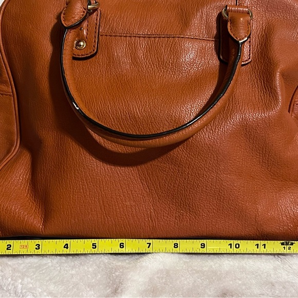 MK handbag! - Picture 4 of 6